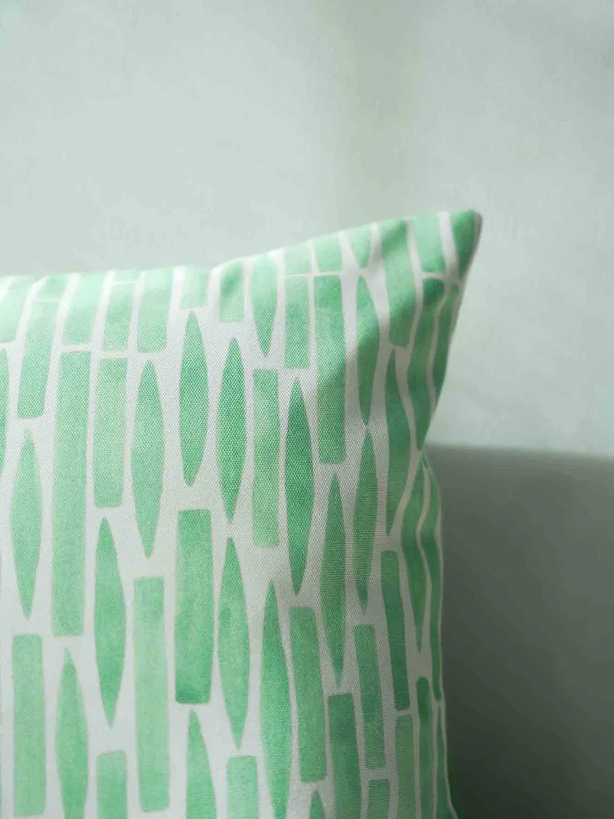 Geometric Pattern Cotton Cushion Cover