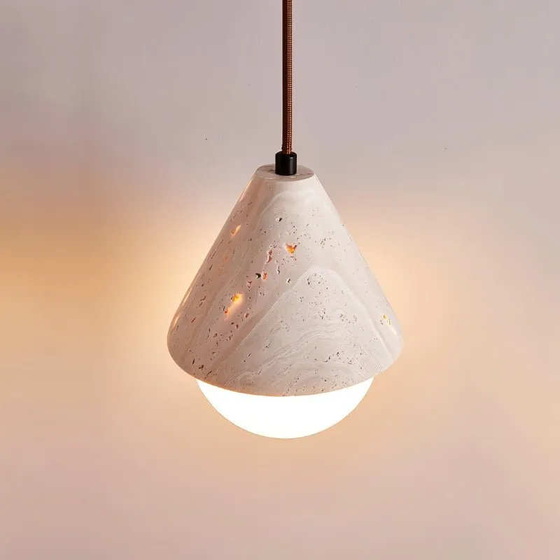 Nakwo Pendant Light