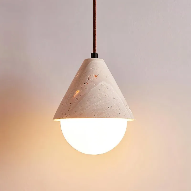 Nakwo Pendant Light