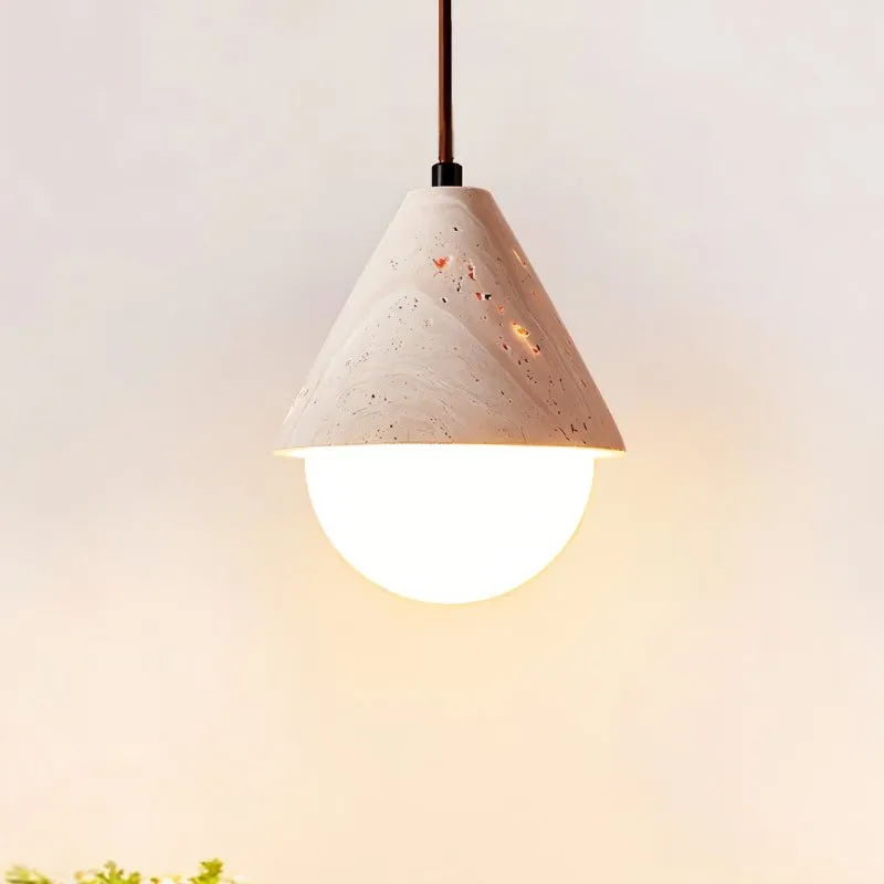 Nakwo Pendant Light