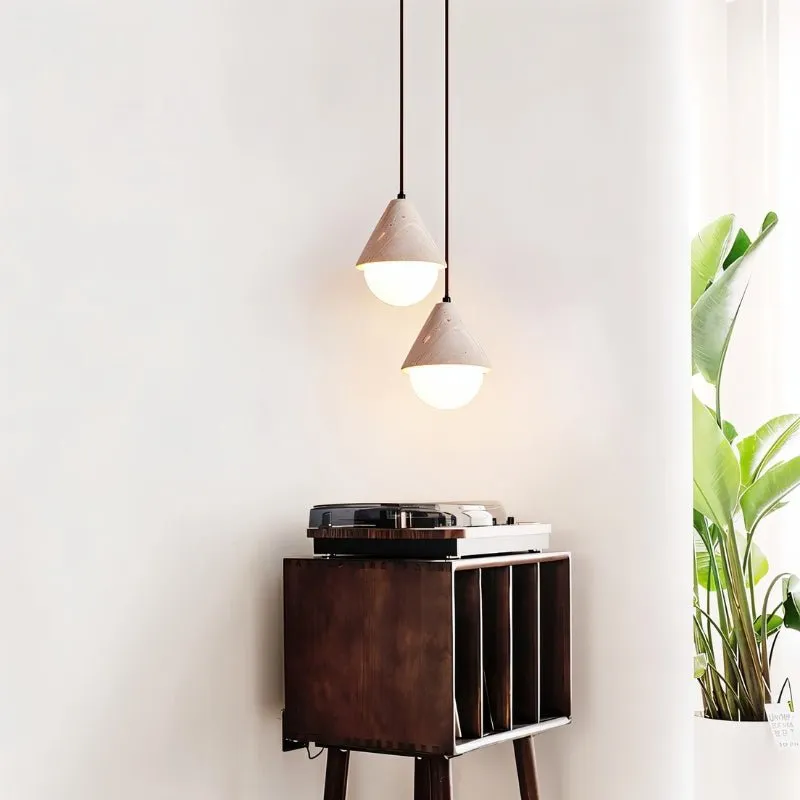 Nakwo Pendant Light