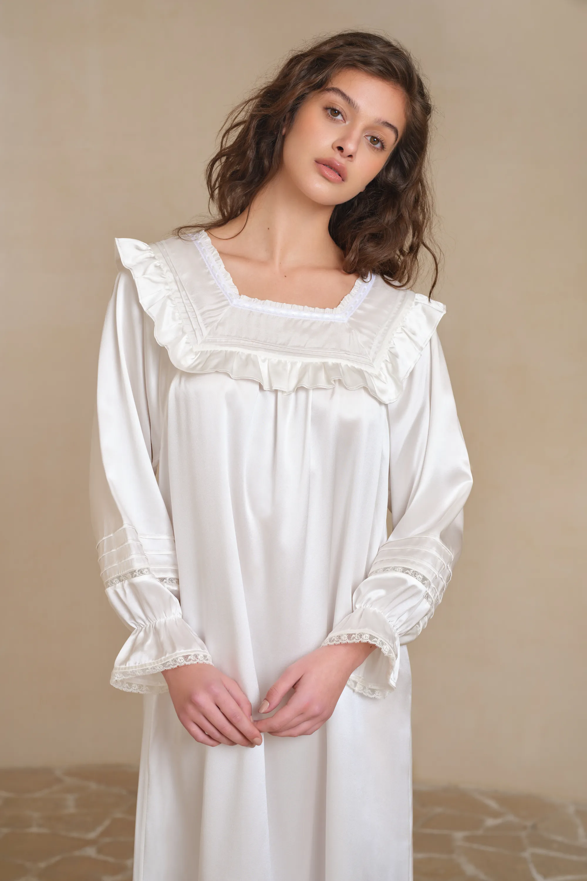 The Purity Series Lace Ruffle Hem Nightgown